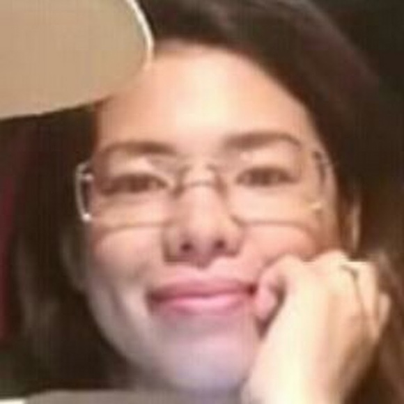 Meet the Posher Other - Meet your Posher, Marie